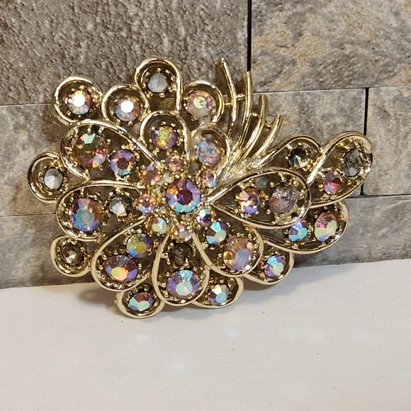Vtg Art Brooch Gold Tone Aurora Borealis Rhinestone Flower Pin Statement Glamour - Picture 1 of 4